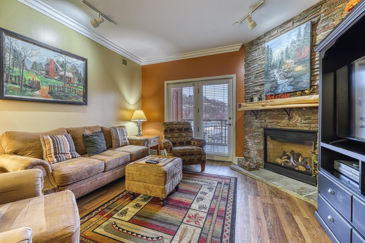 Baskin'S Creek Condos IVガトリンバーグ エクステリア 写真