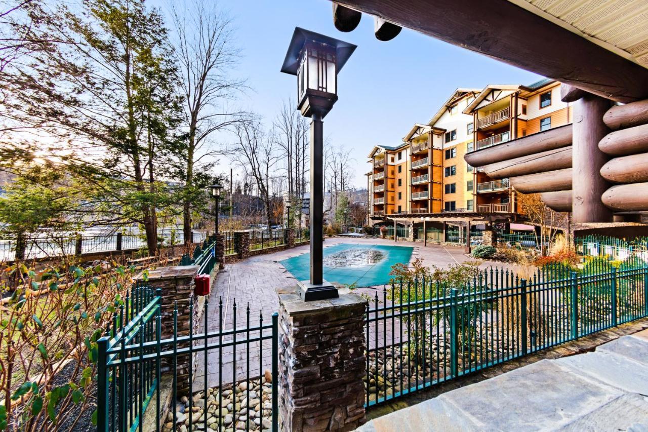 Baskin'S Creek Condos IVガトリンバーグ エクステリア 写真